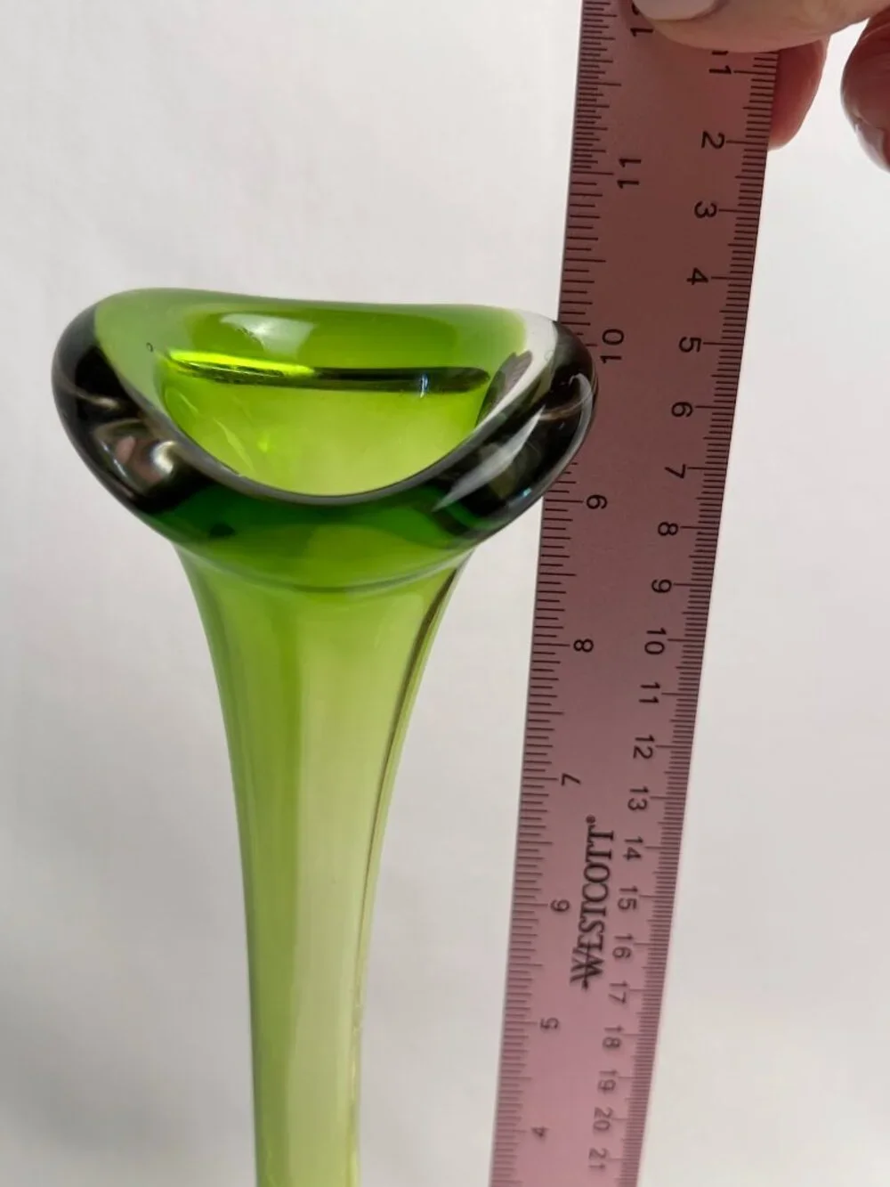 Swedish Hand-Blown Vintage Green Art Glass Bone Vase Aseda Glasbruk 10” H